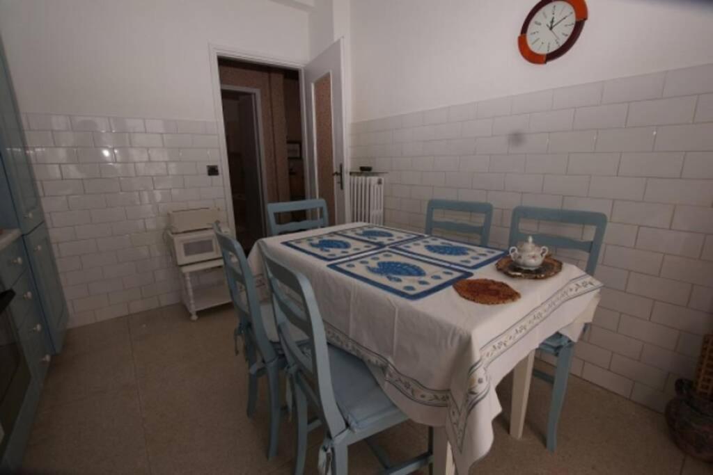 Casa Belvedere  Diano Castello Eksteriør bilde