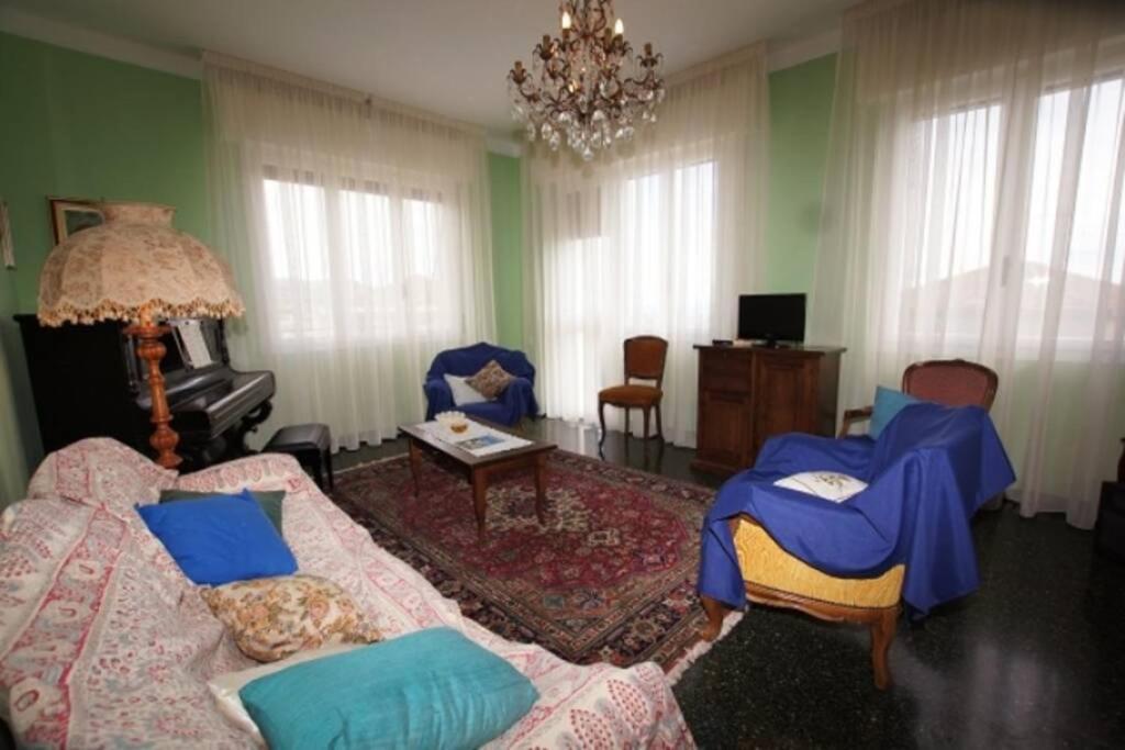 Casa Belvedere  Diano Castello Eksteriør bilde